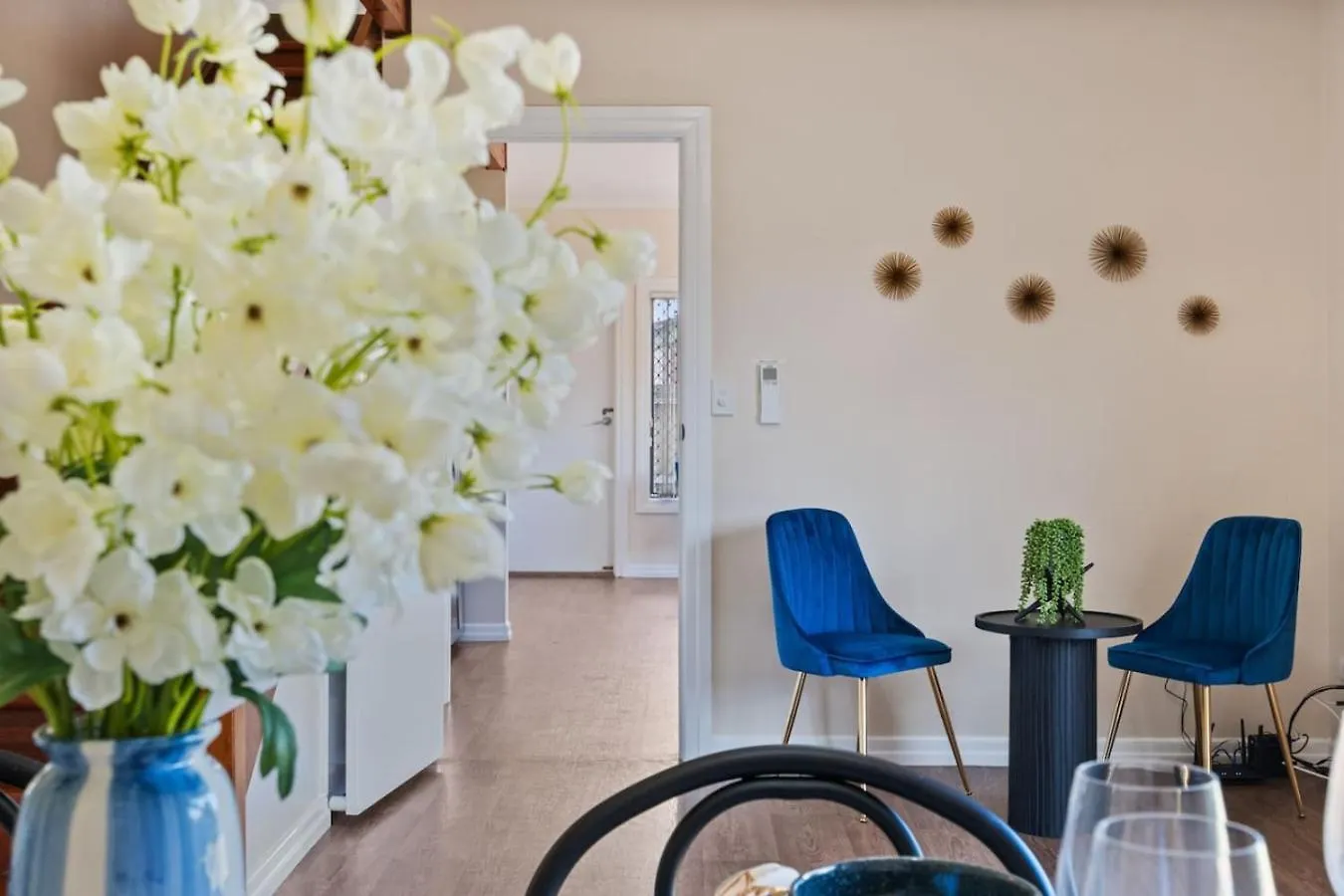 Holiday home Affordable Convenient Stay 4Beds With Ducted Ac Brisbane
